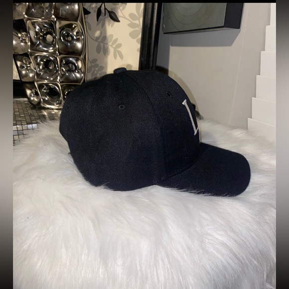 La hat - Picture 4 of 11